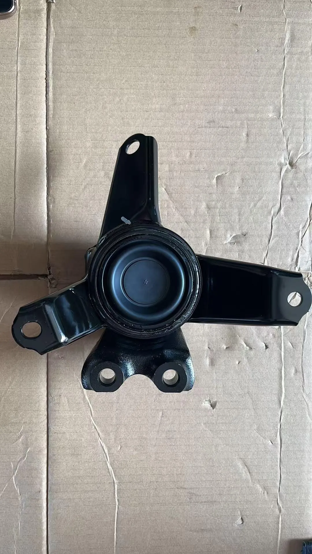Rear suspended cushion assembly